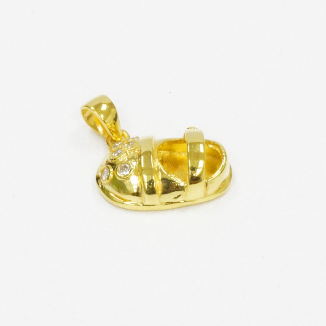 18K YG SHOE DIA PENDANT