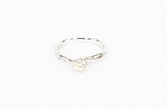 14K WG Diamond Ring