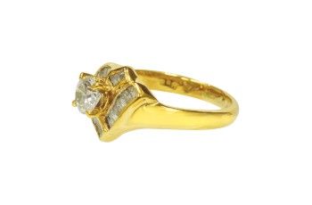 20K YG Diamond Ring