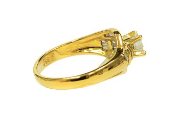 20K YG Diamond Ring