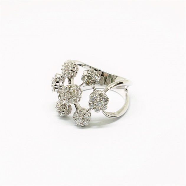 18K WG Diamond Ring