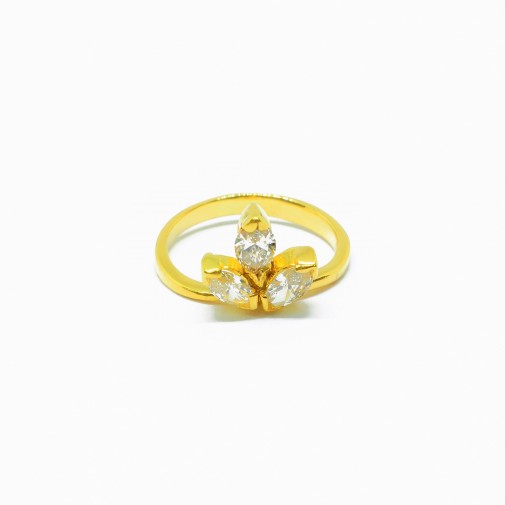 18K YG Diamond Ring