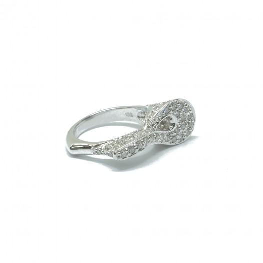 18K WG DIAMOND RING