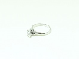 PT900 WG DIAMOND RING