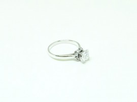 PT900 WG DIAMOND RING