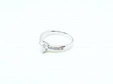 18K WG DIAMOND RING