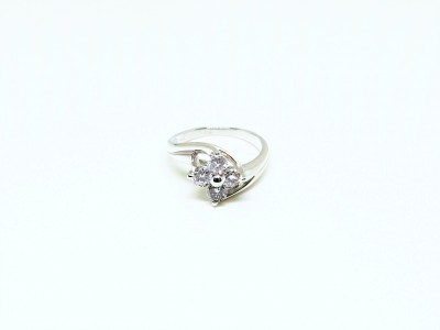 18K WG 4PCS DIAMOND RING