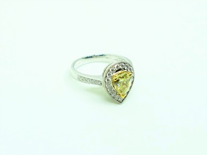 18K WG YELLOW PEAR SHAPE DIA RING