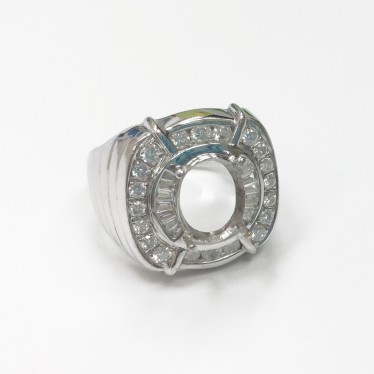 18K WG DIAMOND RING CASING