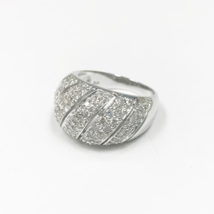 18K WG DIAMOND RING