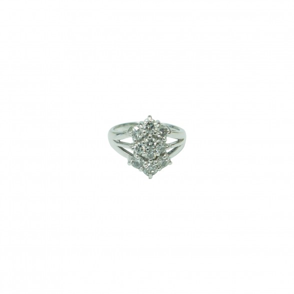 PT900 DIAMOND RING