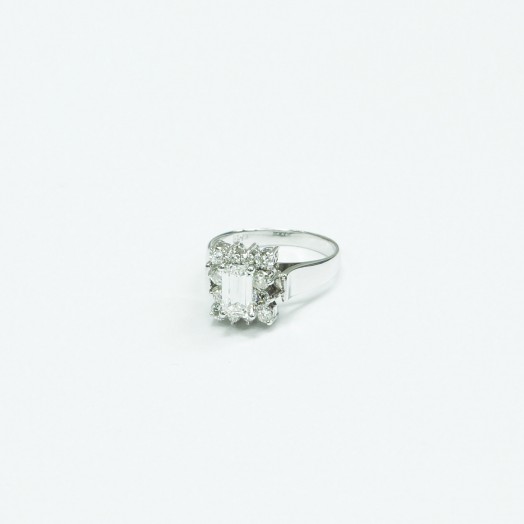 18K WG EMERALD CUT DIA RING ESTIMATED EMD1-1.00CT RD12-0.60CT