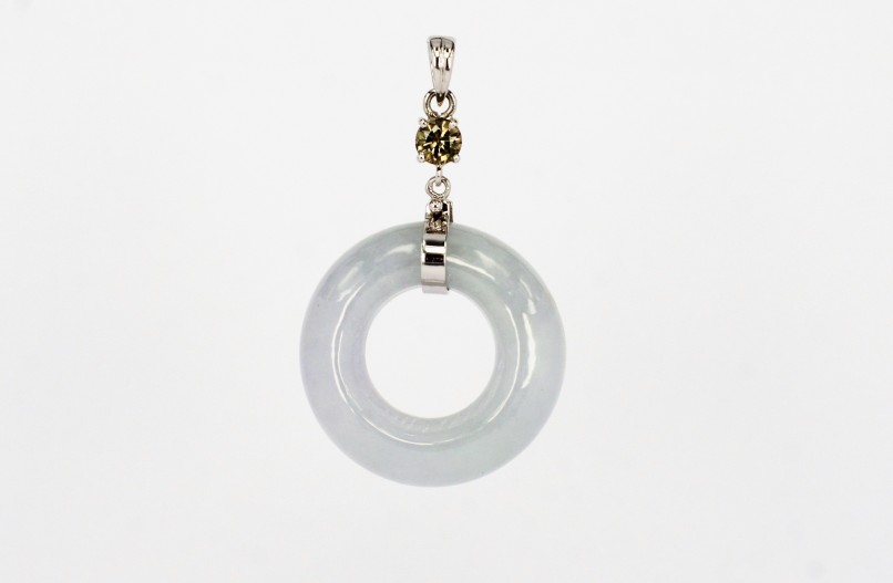 18K WG Jade Pendant