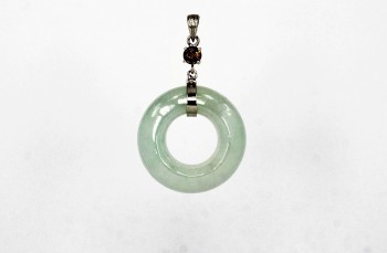 18K WG Jade Pendant