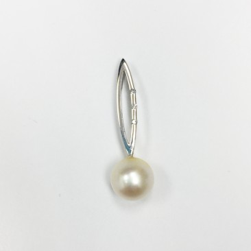 18K WG PEARL,DIA PENDANT
