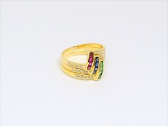 18K YG Diamond & Gems Ring