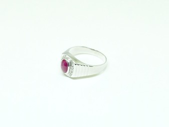 18K WG Diamond & Ruby Ring