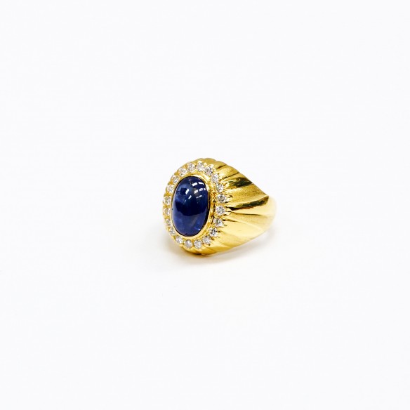 916 YG BLUE SAPPHIRE DIAMOND RING