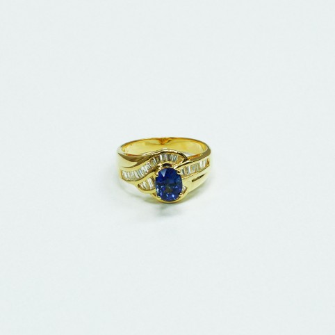 14K YG BLUE SAPPHIRE DIAMOND RING