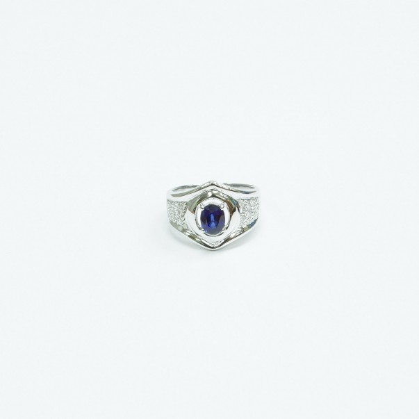 18K WG BLUE SAPPHIRE DIAMOND RING ESTIMATED D28-0.12CT