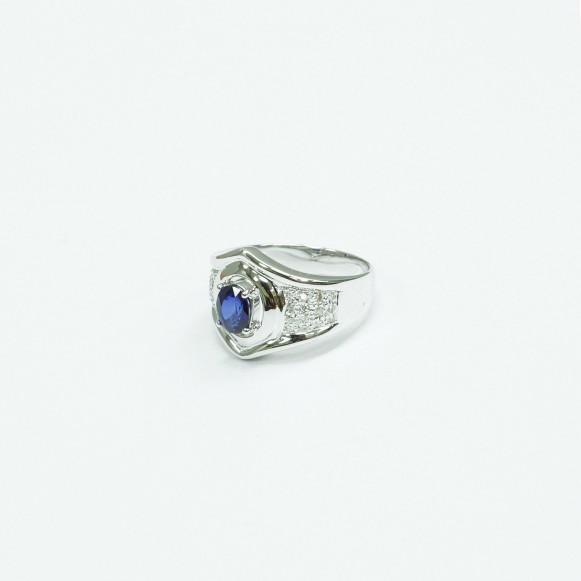 18K WG BLUE SAPPHIRE DIAMOND RING ESTIMATED D28-0.12CT
