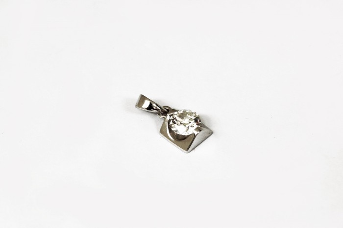 18K WG Diamond  Pendant