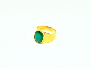 916 YG EMERALD STN RING